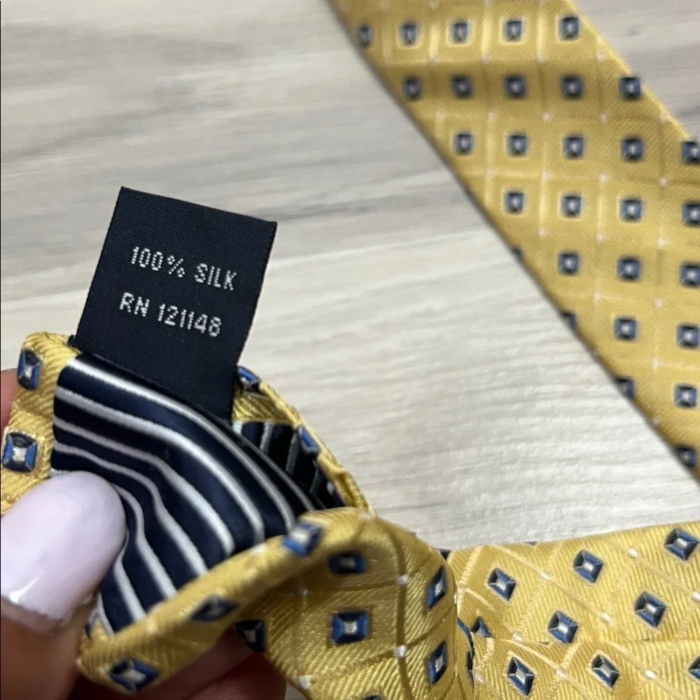Nautica Men’s Necktie Yellow Gold Blue Diamonds Silk Tie Office Wear Business